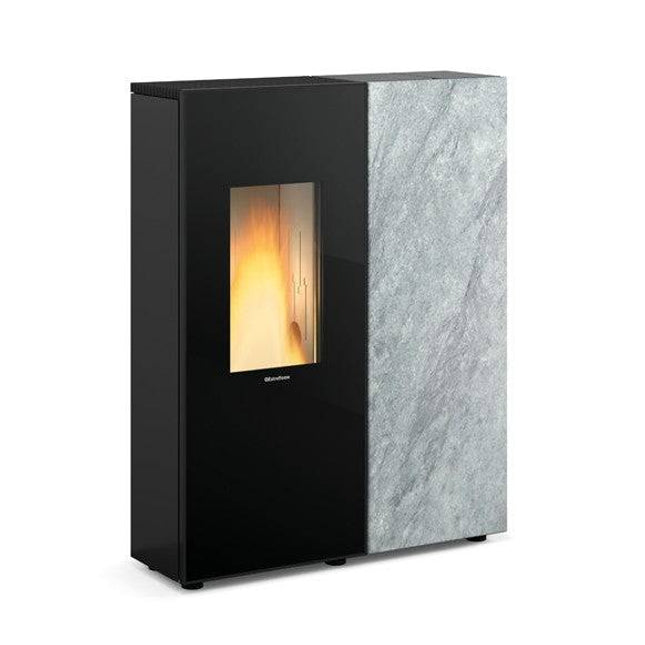 SHARON PLUS - PETRA  Estufa de Pellet Estrecha, Estanca y Canalizada de La Nordica | Stockestufa - Esangar ✔ 